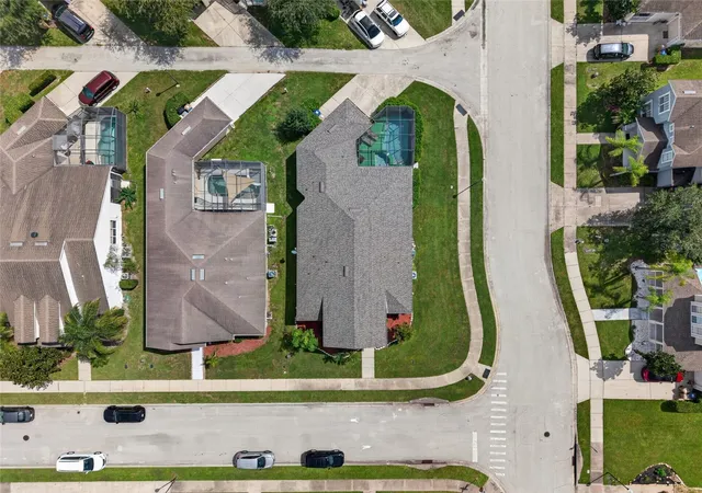 Photo 3 of Sale Pending at 4978 Pall Mall St W, Kissimmee, FL 34758 | MLS# S5158636 | Listing updated on 2026-10-12