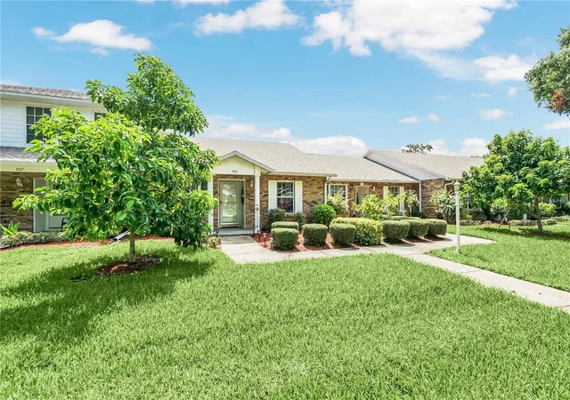Photo 2 of Single family home for sale at 909 Illinois Ave, Saint Cloud, FL 34769 | MLS# O6446372 | Listing updated on 2026-10-06