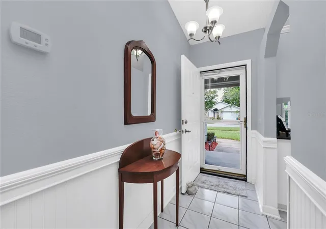 Photo 3 of House for sale at 909 Illinois Ave, Saint Cloud, FL 34769 | MLS# O6446372 | Listing updated on 2026-10-06