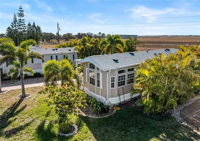 Photo 1 of Manufactured home for sale at 6800 Golf Crse Blvd #P12, Punta Gorda, FL 33982 | MLS# N6146014 | Listing updated on 2026-10-02