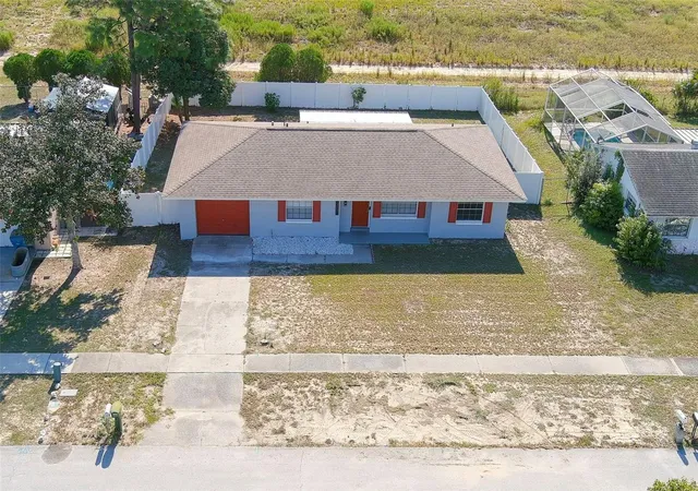 Photo 2 of Single family home for sale at 12601 Eddington Rd, Spring Hill, FL 34609 | MLS# TB8553877 | Listing updated on 2026-10-02