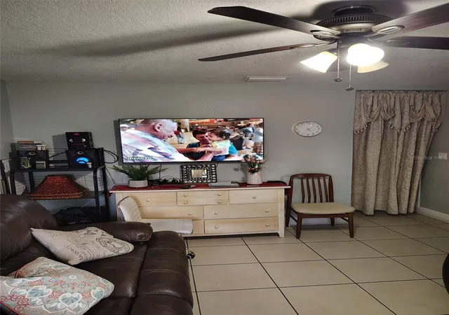 Photo 3 of Single family home for sale at 6913 Blossom Ave, Tampa, FL 33614 | MLS# TB8553885 | Listing updated on 2026-10-04