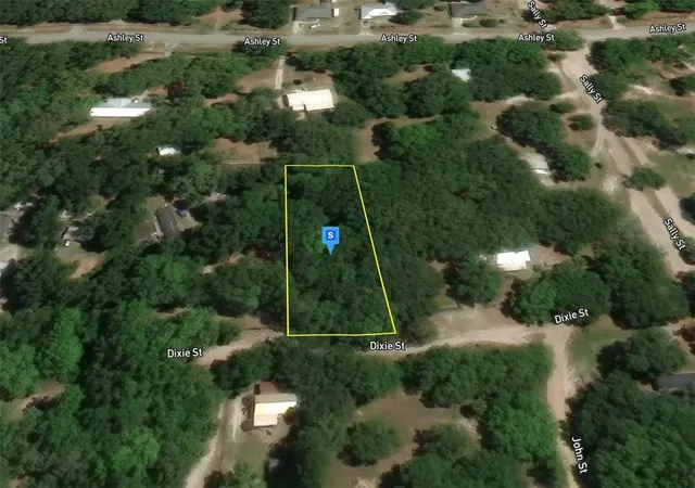 Photo 2 of Land for sale at 110 Dixie St, Hawthorne, FL 32640 | MLS# A4708063 | Listing updated on 2026-10-07