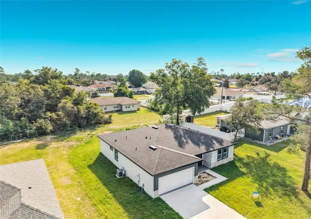 Photo 3 of Single family home for sale at 2567 Sw 154th Place Rd, Ocala, FL 34473 | MLS# S5158639 | Listing updated on 2026-10-16
