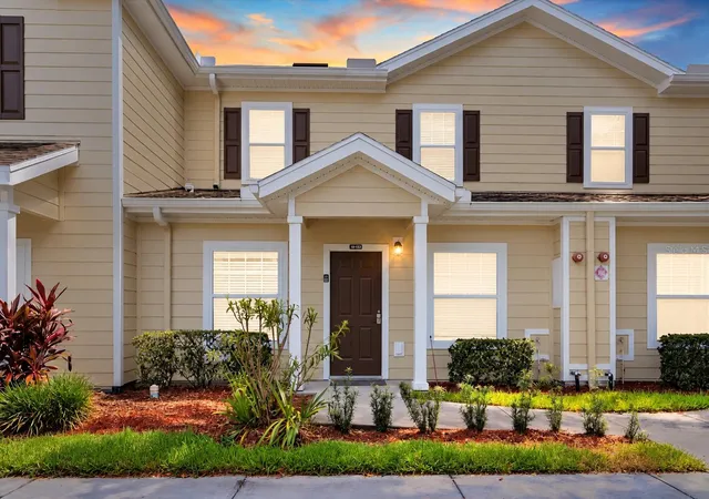 Photo 1 of Townhouse for sale at 5356 Diplomat Ct #102, Kissimmee, FL 34746 | MLS# O6446384 | Listing updated on 2026-10-03