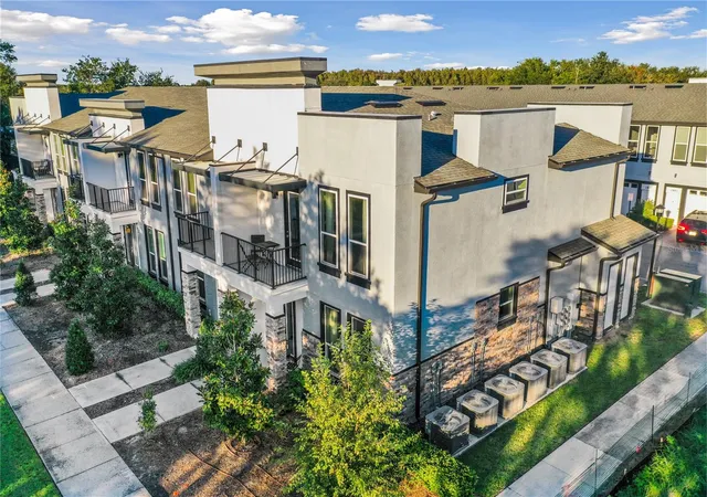 Townhouse for sale at 1800 Houston St, KISSIMMEE, FL 34743 | MLS# S5158641