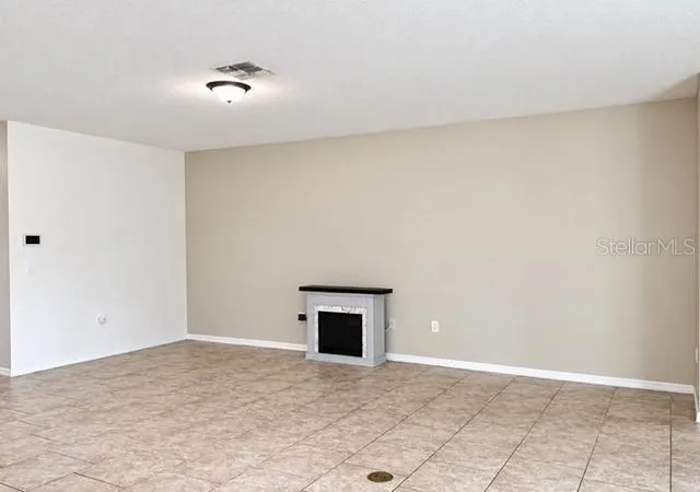 Photo 3 of Single family home for sale at 1437 Tawny Ridge Rd, Kindred, FL 34744 | MLS# S5158642 | Listing updated on 2026-10-02