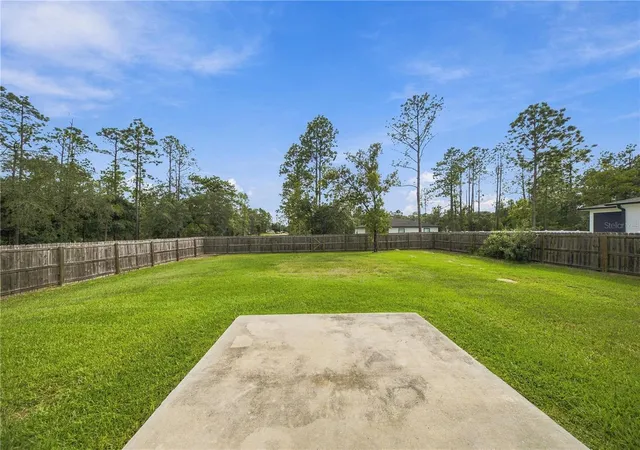 Photo 3 of Single family home for sale at 2934 W Higgins Pl, Dunnellon, FL 34433 | MLS# OM733224 | Listing updated on 2026-10-05