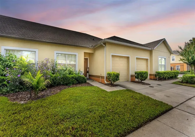 Photo 1 of Townhouse for sale at 4275 Winding Vine Drive, Lakeland, FL 33812 | MLS# L4965479 | Listing updated on 2026-10-08