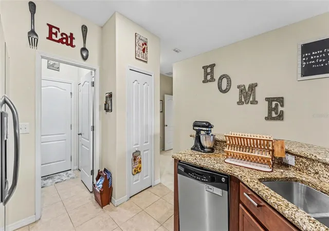 Photo 3 of Townhouse for sale at 4275 WINDING VINE DRIVE, Lakeland, FL 33812 | MLS# L4965479 | Listing updated on 2026-10-08