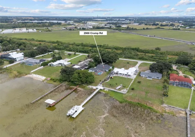 Photo 1 of Single family home for sale at 2900 Crump Rd, Winter Haven, FL 33881 | MLS# S5158645 | Listing updated on 2026-10-02