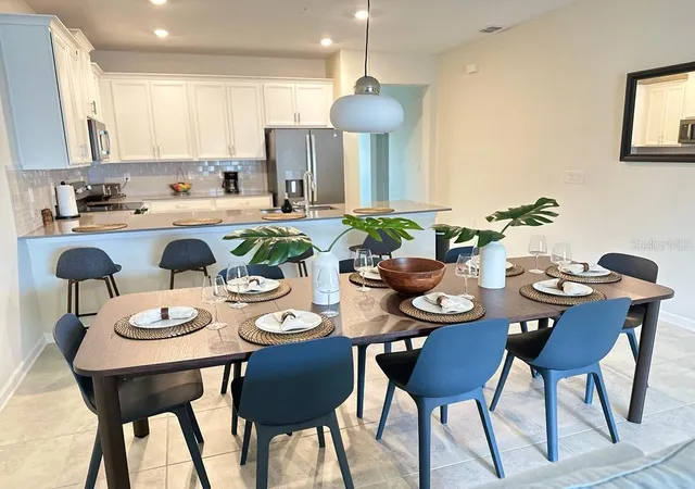 Photo 4 of Townhouse for sale at 1171 Challenge Dr, Davenport, FL 33896 | MLS# O6446394 | Listing updated on 2026-10-03