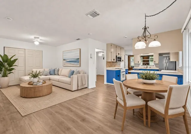 Photo 3 of Single family home for sale at 5318 17th Street W, Bradenton, FL 34207 | MLS# A4708069 | Listing updated on 2026-10-05
