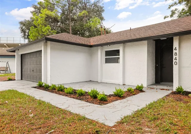Photo 3 of Single family home for sale at 4840 Red Willow Ave, Orlando, FL 32808 | MLS# O6446400 | Listing updated on 2026-10-06