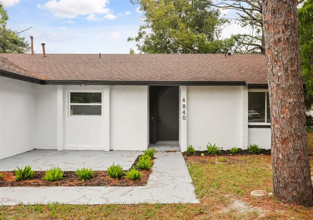Photo 3 of Single family home for sale at 4840 Red Willow Ave, Orlando, FL 32808 | MLS# O6446400 | Listing updated on 2026-10-06