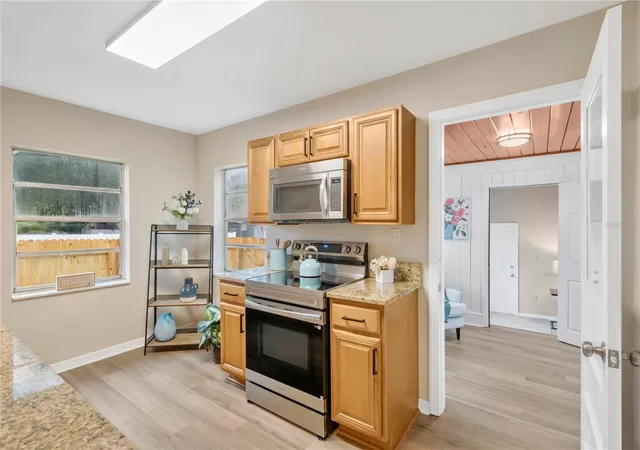 Photo 1 of Single family home for sale at 702 E Broad St, Tampa, FL 33604 | MLS# TB8553907 | Listing updated on 2026-10-08