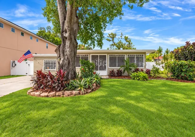 Single family home for sale at 3501 W Price Ave, TAMPA, FL 33611 | MLS# TB8553908