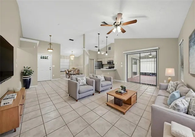 Photo 4 of Single family home for sale at 1471 Keyway Rd, Englewood, FL 34223 | MLS# O6446404 | Listing updated on 2026-10-08