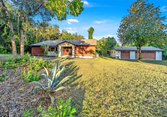 Photo 3 of Single family home for sale at 245 Agua Vista St, Debary, FL 32713 | MLS# V4951609 | Listing updated on 2026-10-08