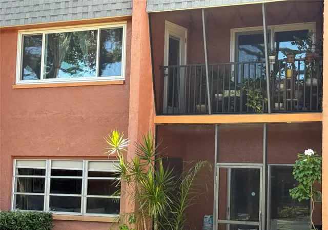 Photo 2 of Condo for sale at 4805 Alt 19 #422, Palm Harbor, FL 34683 | MLS# W7889990 | Listing updated on 2026-10-03