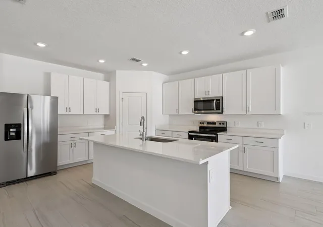 Photo 3 of Single family home for sale at 41 Garni Dr, Palm Coast, FL 32137 | MLS# TB8553926 | Listing updated on 2026-10-05