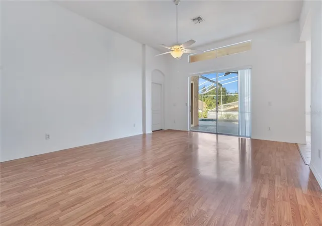 Photo 3 of Single family home for sale at 257 Herring St, Davenport, FL 33897 | MLS# O6446414 | Listing updated on 2026-10-09