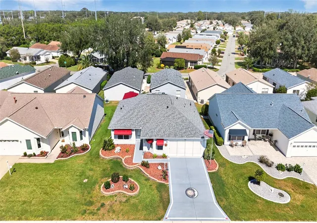 Photo 3 of Single family home for sale at 9367 Se 176th Saffold St, The Villages, FL 32162 | MLS# G5118497 | Listing updated on 2026-10-09
