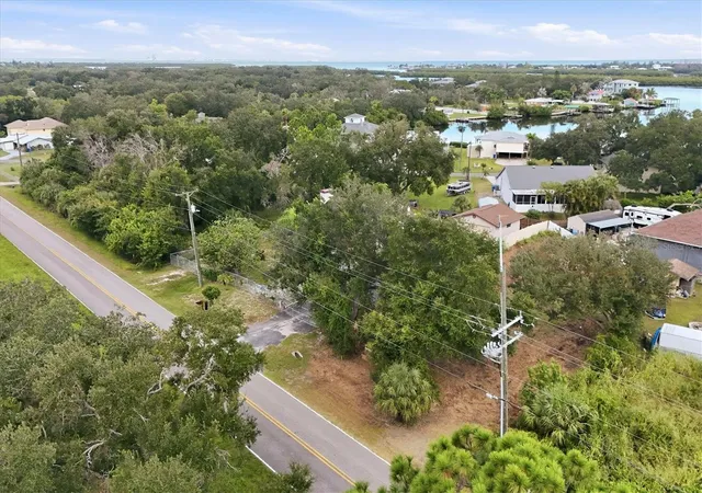 Photo 3 of Land for sale at 2607 Gulf City Rd, Ruskin, FL 33570 | MLS# A4708092 | Listing updated on 2026-10-08