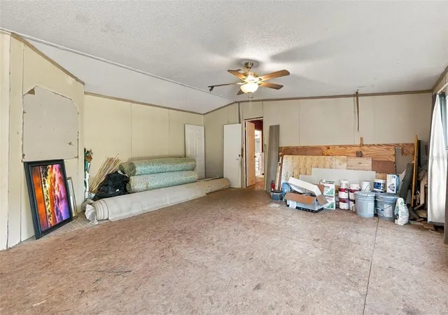 Photo 3 of Manufactured home for sale at 254 SE 7th Avenue, Interlachen, FL 32148 | MLS# A4708094 | Listing updated on 2026-10-02