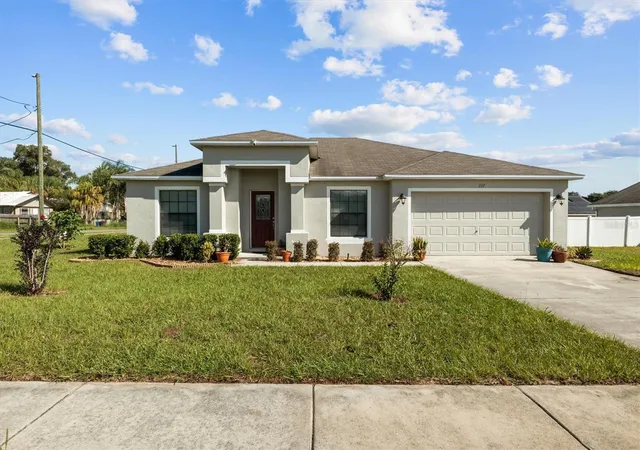 Photo 1 of Single family home for sale at 297 Hidden Lake Ln, Lake Hamilton, FL 33851 | MLS# O6446421 | Listing updated on 2026-10-02