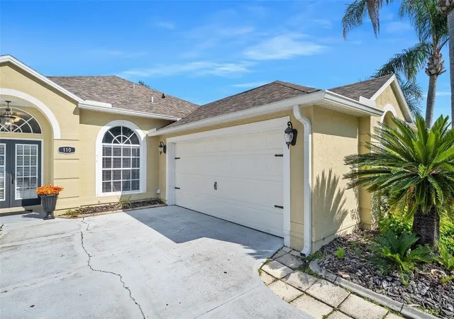 Photo 3 of Single family home for sale at 110 Jubilee Cir, Daytona Beach, FL 32124 | MLS# FC321828 | Listing updated on 2026-10-03