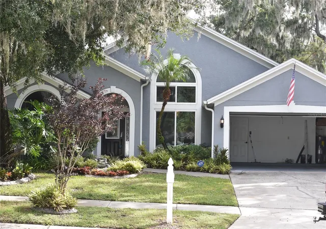 Single family home for sale at 4605 Oak River Cir, VALRICO, FL 33596 | MLS# TB8553933