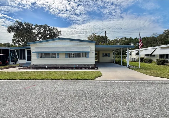 Manufactured home for sale at 113 Pyracantha Ln, LEESBURG, FL 34748 | MLS# G5118499