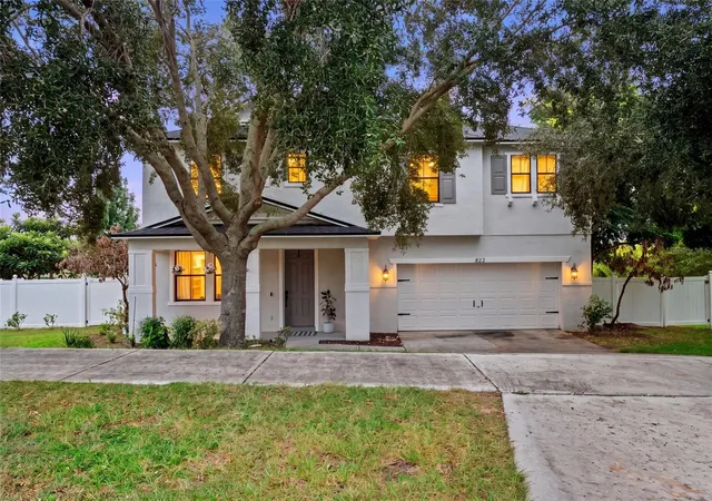 Photo 1 of Single family home for sale at 822 N Jacks Lake Rd, Clermont, FL 34711 | MLS# G5118500 | Listing updated on 2026-10-07