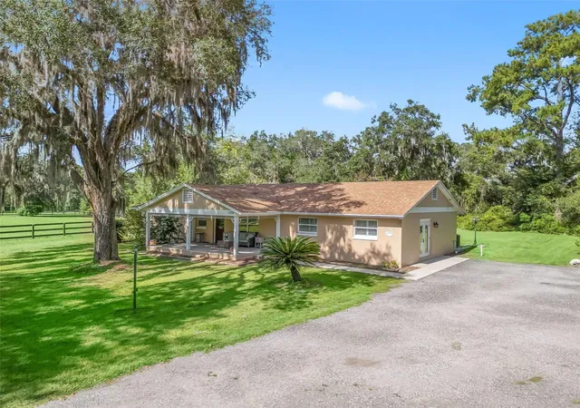 Photo 2 of Single family home for sale at 5700 NW 135th Avenue, Morriston, FL 32668 | MLS# OM733238 | Listing updated on 2026-10-02