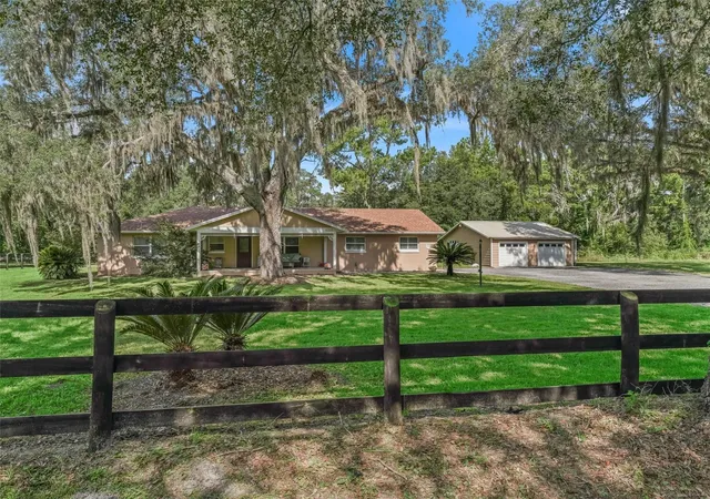 Photo 3 of Single family home for sale at 5700 NW 135th Avenue, Morriston, FL 32668 | MLS# OM733238 | Listing updated on 2026-10-02