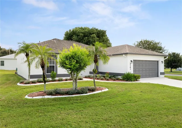 Photo 3 of Single family home for sale at 5761 Macaw Pl, Lakeland, FL 33809 | MLS# A4708104 | Listing updated on 2026-10-07