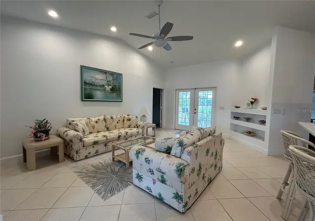 Photo 3 of Single family home for sale at 435 Rotonda Cir, Rotonda West, FL 33947 | MLS# D6148997 | Listing updated on 2026-10-03