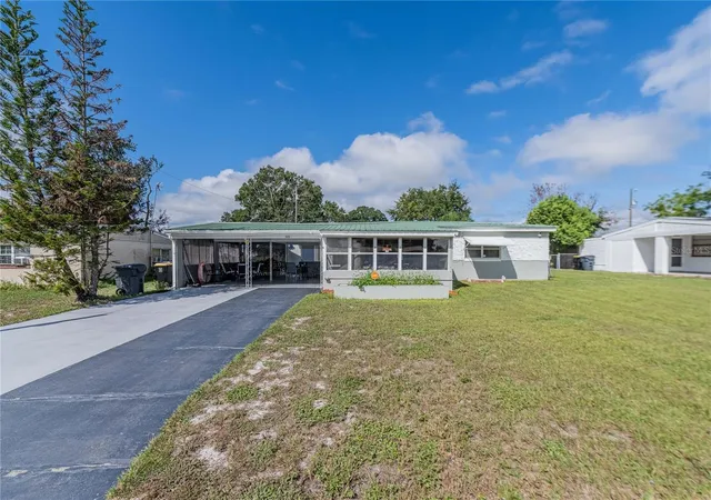 Photo 3 of Single family home for sale at 506 Thomas Ave, Frostproof, FL 33843 | MLS# TB8553939 | Listing updated on 2026-10-03