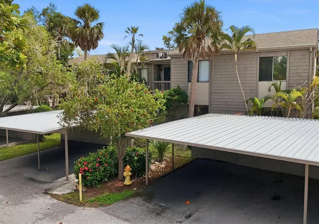 Photo 1 of Condo for sale at 1515 Clower Crk Dr #HA158, Sarasota, FL 34231 | MLS# A4708108 | Listing updated on 2026-10-06