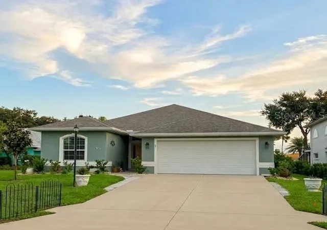 Photo 1 of Single family home for sale at 85 S Cimmaron Dr, Palm Coast, FL 32137 | MLS# FC321830 | Listing updated on 2026-10-12