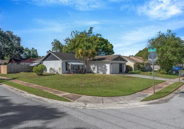 Photo 3 of Single family home for sale at 7508 Como Dr, New Port Richey, FL 34655 | MLS# TB8553946 | Listing updated on 2026-10-23