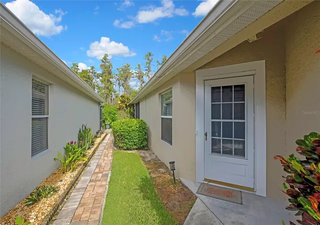 Photo 3 of House for sale at 2815 Torrance Dr, Land O Lakes, FL 34638 | MLS# TB8553950 | Listing updated on 2026-10-02