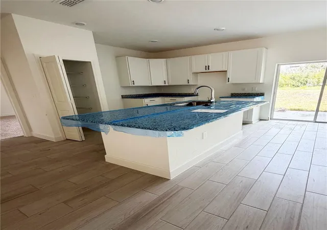 Photo 2 of Single family home for sale at 3877 Avenue O Nw, Winter Haven, FL 33880 | MLS# L4965485 | Listing updated on 2026-10-03
