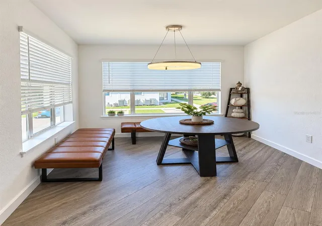 Listing Photo 5 - Condo for sale in building located at 2203 Key W Ct, Kissimmee, FL 34741 - Unit #422