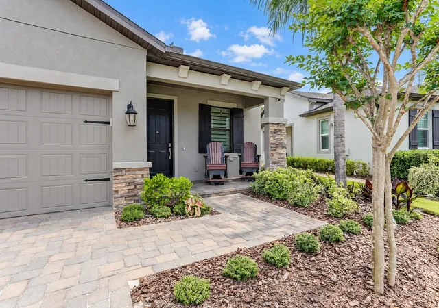 Photo 4 of House for sale at 19357 Hawk Valley Dr, Tampa, FL 33647 | MLS# TB8553952 | Listing updated on 2026-10-02