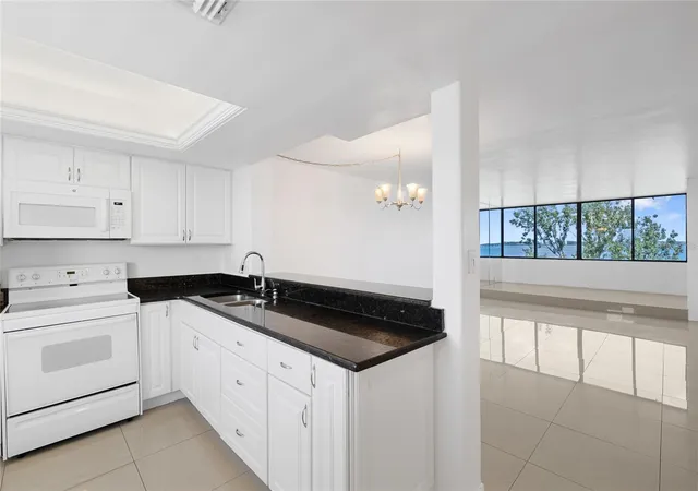 Photo 3 of Condo for sale at 2617 Cvs Cay Dr #604, Clearwater, FL 33760 | MLS# D6149000 | Listing updated on 2026-10-06
