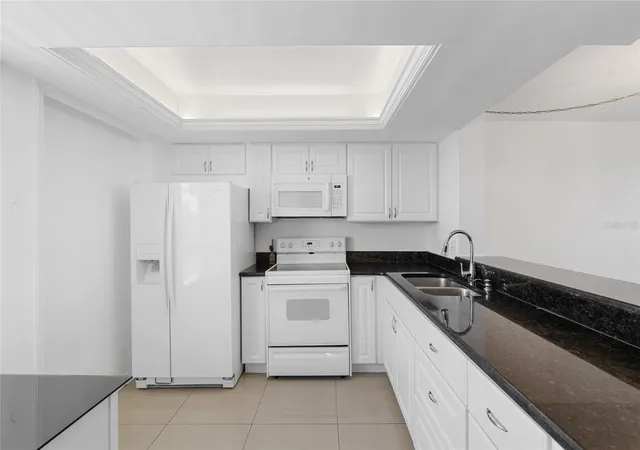 Photo 4 of Condo for sale at 2617 Cvs Cay Dr #604, Clearwater, FL 33760 | MLS# D6149000 | Listing updated on 2026-10-06