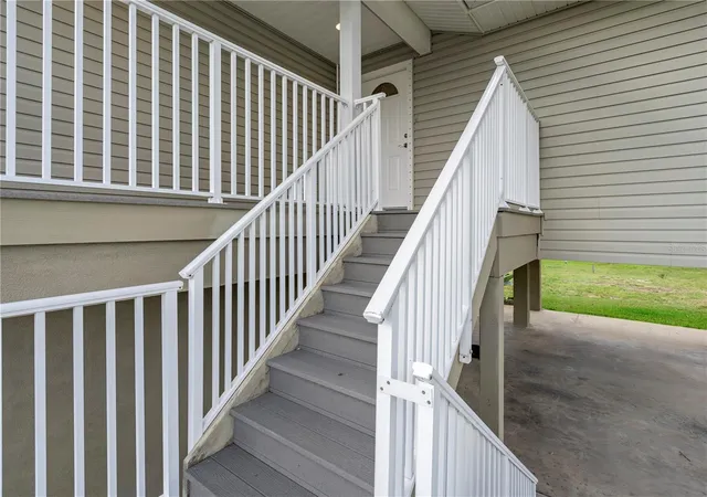 Photo 3 of Single family home for sale at 1459 Coburn Dr, Tarpon Springs, FL 34689 | MLS# TB8553957 | Listing updated on 2026-10-03