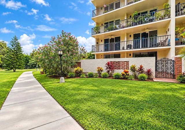 Photo 2 of Condo for sale at 2699 Seville Blvd #105, Clearwater, FL 33764 | MLS# TB8553960 | Listing updated on 2026-10-07